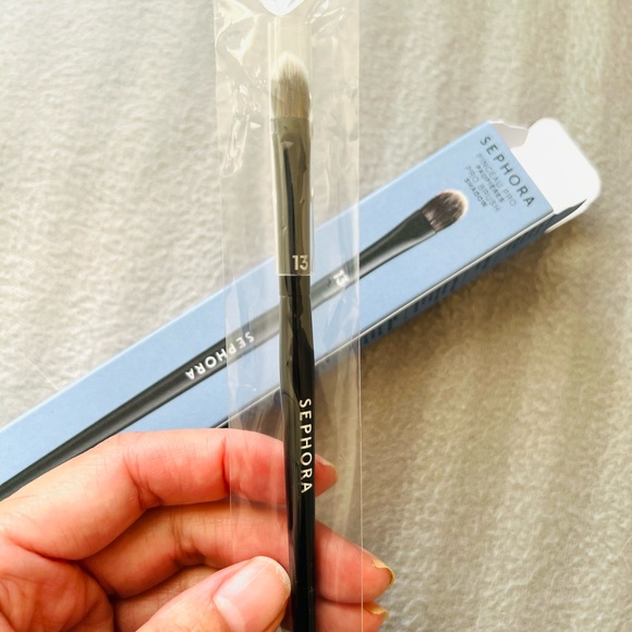 Sephora collection Pro shadow Brush #13 new - Picture 3 of 3